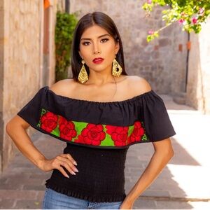 Solei Embroidered Black Red Boho Hippie Campesino Vintage Top L XL